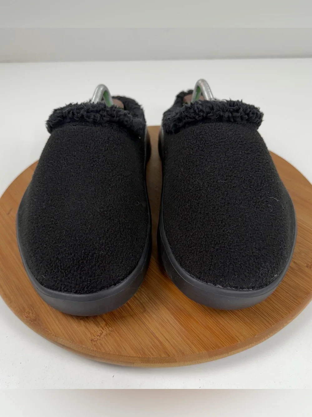 OOFOS OOcoozie Black Fleece-Lined Slip-On Mule
